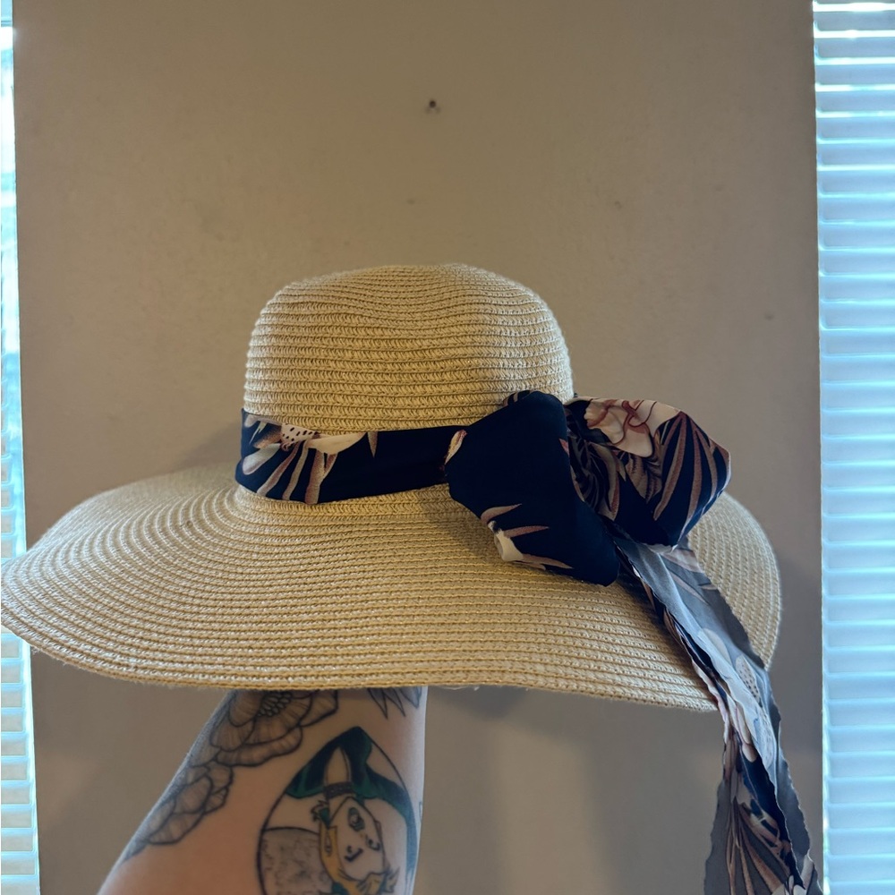 Elegant Sun Hat with Navy Ribbon